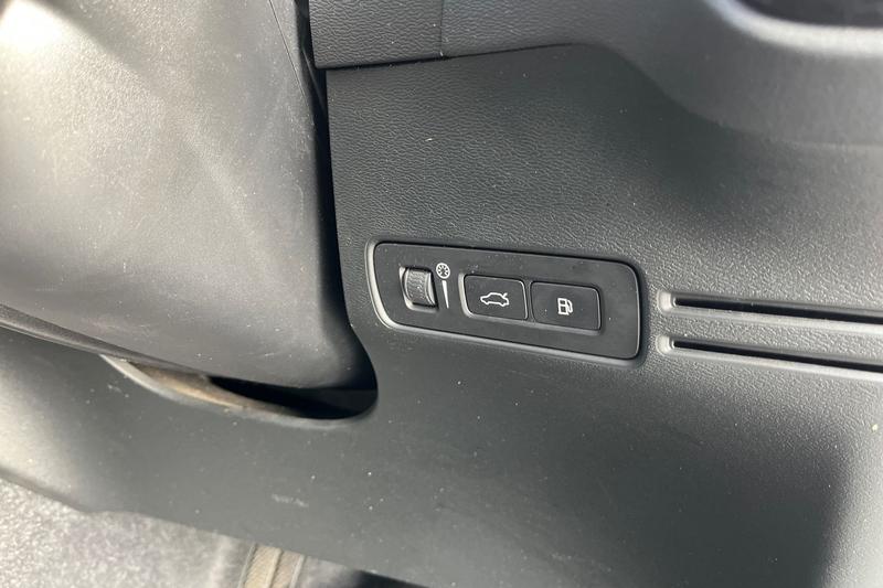 Used Volvo XC40 2021 for sale - 76076677: Photo 30