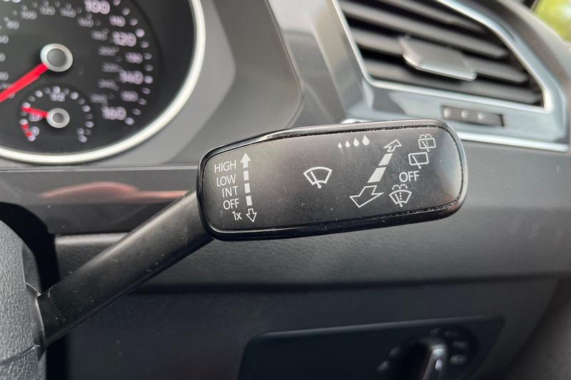 Used Volkswagen Tiguan 2020 for sale - 76302747: Photo 15