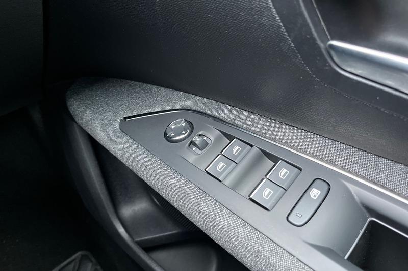 Used Peugeot 3008 2024 for sale - 77117382: Photo 16