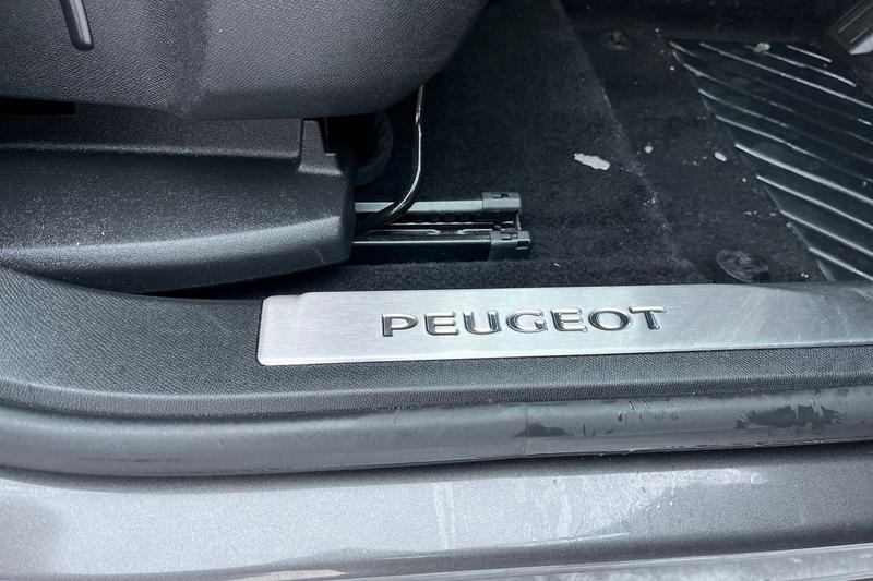 Used Peugeot 3008 2024 for sale - 77117382: Photo 37
