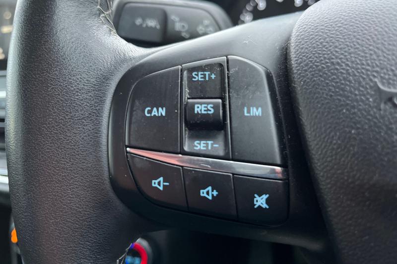 Used Ford Fiesta 2018 for sale - 77427221: Photo 24