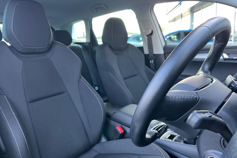 Used Skoda Karoq 2024 for sale - 77367648: Photo 17