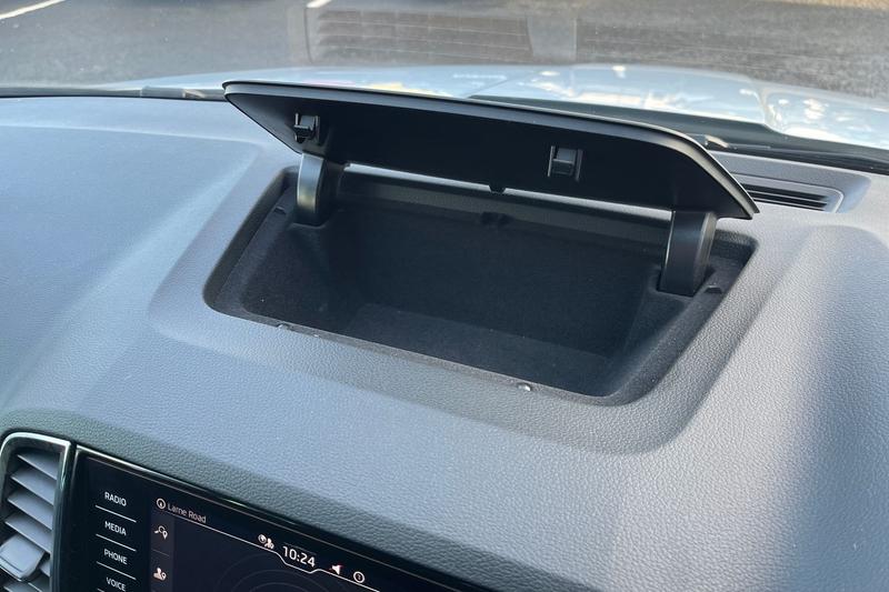 Used Skoda Karoq 2024 for sale - 77367648: Photo 30