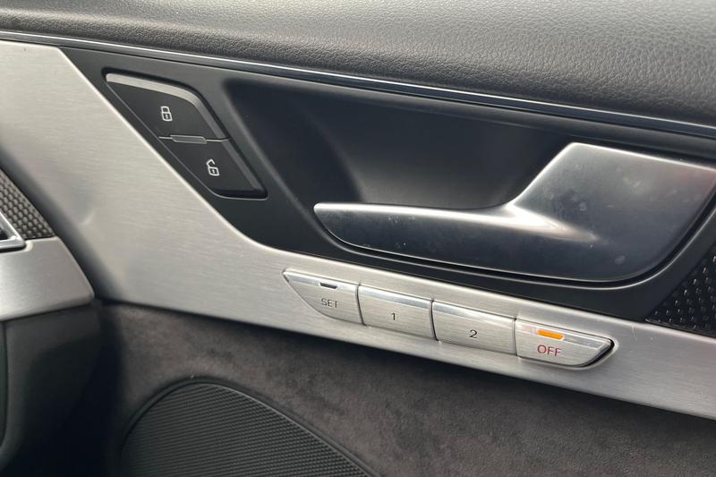 Used Audi A8 2015 for sale - 77675603: Photo 39