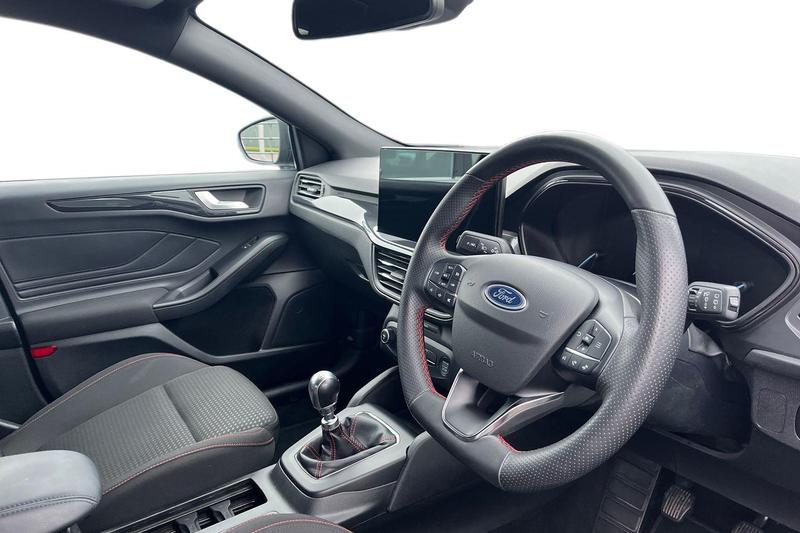 Used Ford Focus 2023 for sale - 76797045: Photo 9