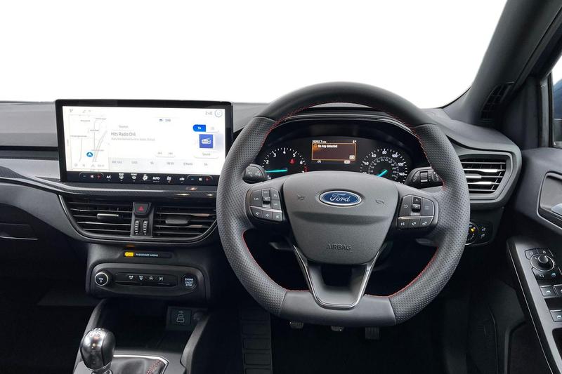 Used Ford Focus 2023 for sale - 77435520: Photo 11