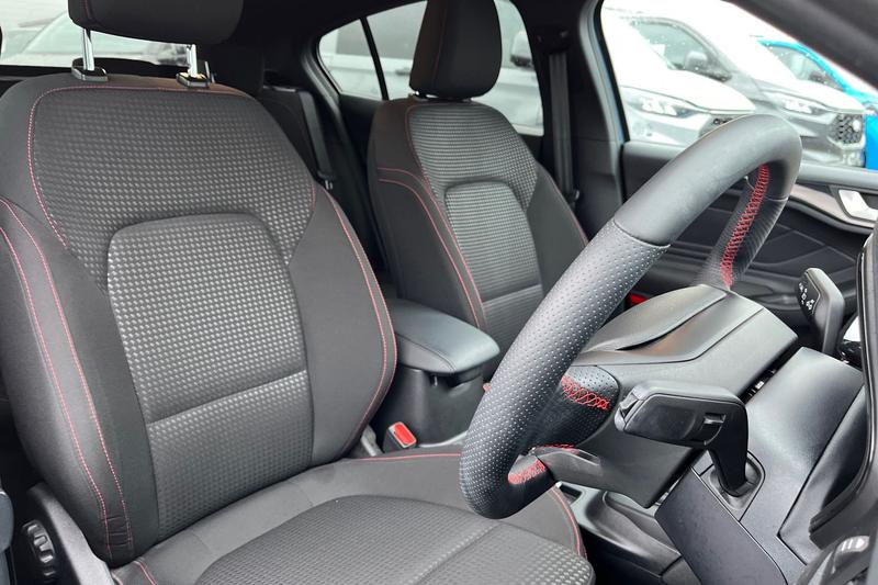 Used Ford Focus 2023 for sale - 77435520: Photo 17