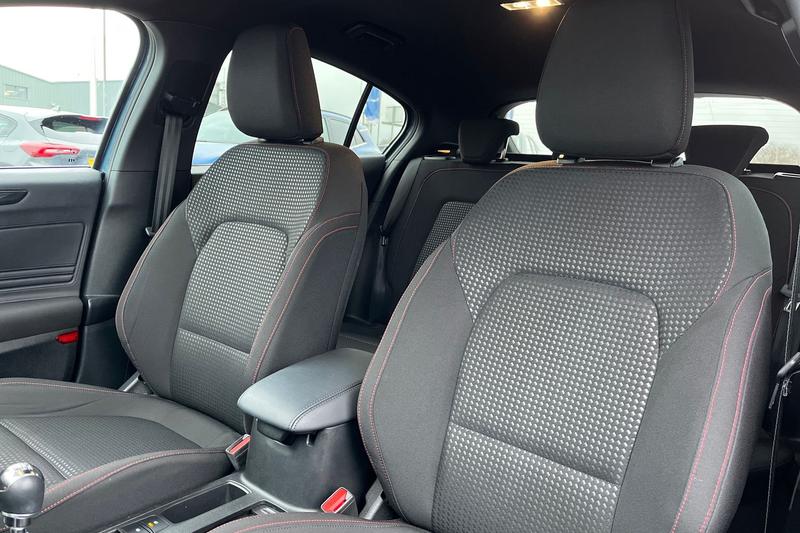 Used Ford Focus 2023 for sale - 77435520: Photo 19