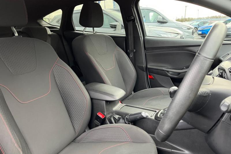 Used Ford Focus 2018 for sale - 77176399: Photo 17
