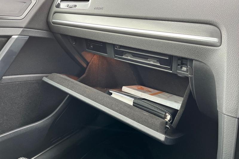 Used Volkswagen Golf 2019 for sale - 77301154: Photo 34