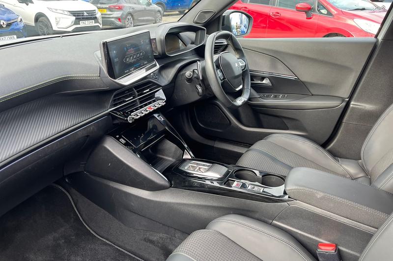 Used Peugeot 2008 2023 for sale - 77809612: Photo 18