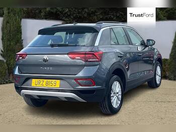 Used Volkswagen T-Roc 2023 for sale - 79869043: Photo