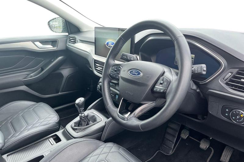 Used Ford Focus 2023 for sale - 76819192: Photo 9