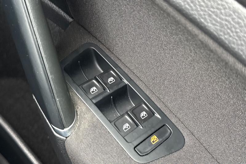 Used Volkswagen Golf 2019 for sale - 76154153: Photo 16