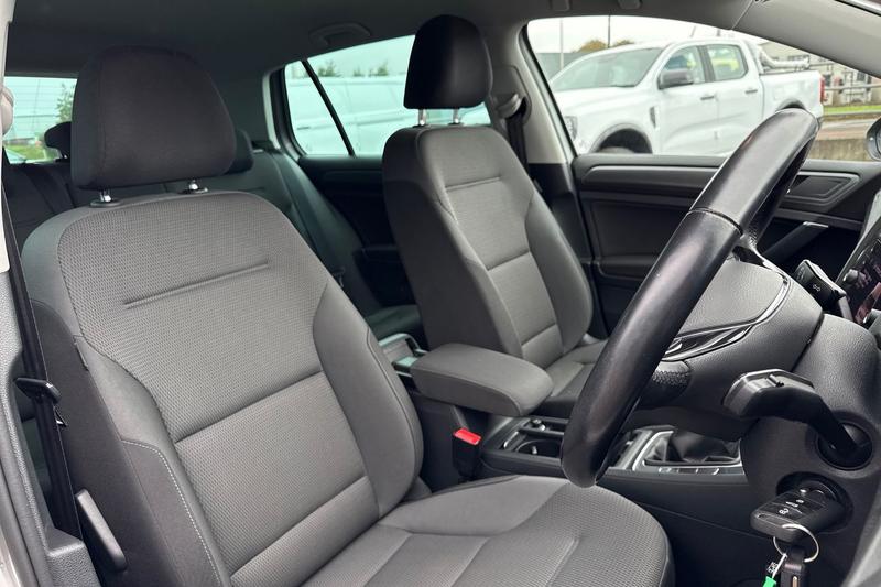 Used Volkswagen Golf 2019 for sale - 76154153: Photo 17