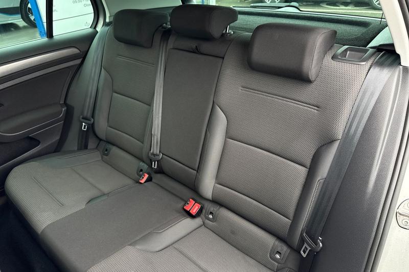 Used Volkswagen Golf 2019 for sale - 76154153: Photo 20