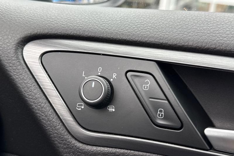 Used Volkswagen Golf 2019 for sale - 76154153: Photo 23