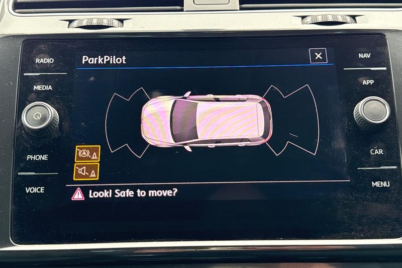 Used Volkswagen Golf 2019 for sale - 76154153: Photo 32