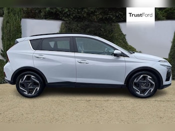 Used Hyundai BAYON 2024 for sale - 77412901: Photo