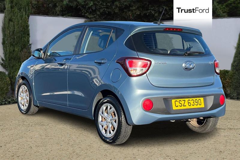Used Hyundai i10 2018 for sale - 77187033: Photo 2
