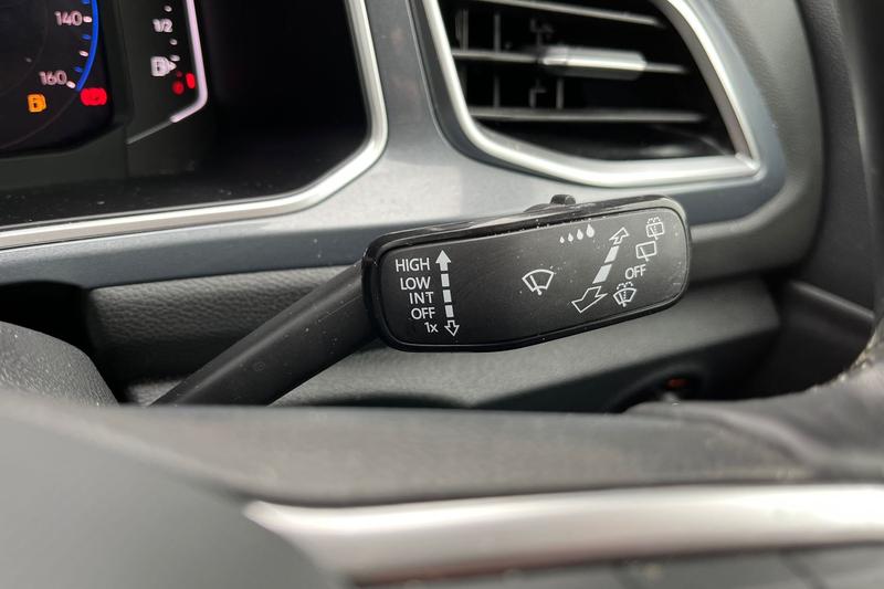 Used Volkswagen T-Roc 2023 for sale - 77412902: Photo 15