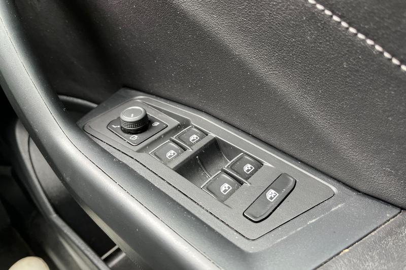 Used Volkswagen T-Roc 2023 for sale - 77412902: Photo 16