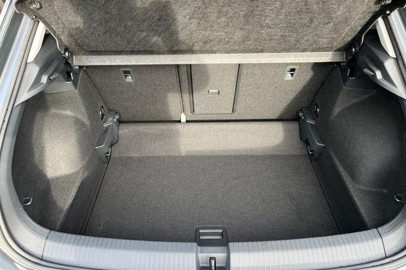 Used Volkswagen T-Roc 2023 for sale - 77412902: Photo 21