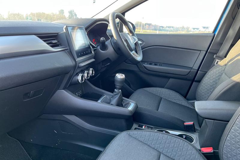 Used Renault Captur 2022 for sale - 77152082: Photo 18