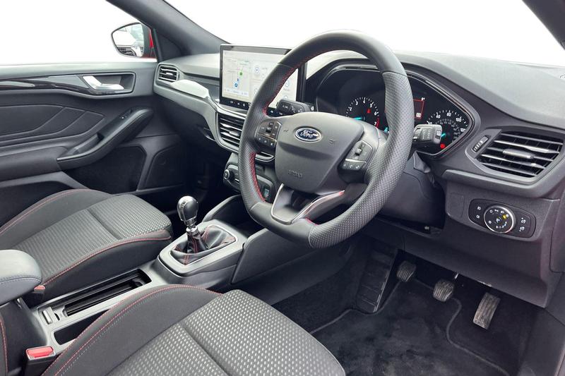 Used Ford Focus 2022 for sale - 77926720: Photo 9