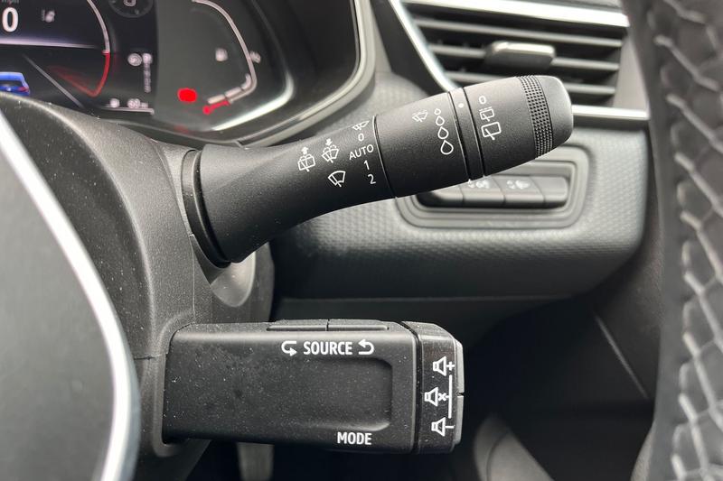 Used Renault Clio 2023 for sale - 78144860: Photo 15