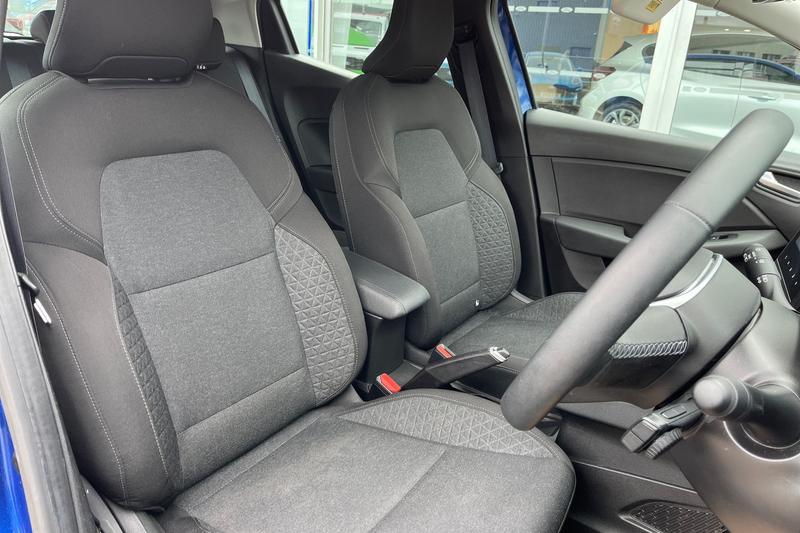 Used Renault Clio 2023 for sale - 78144860: Photo 17