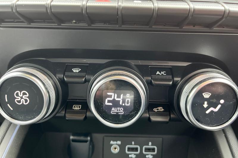 Used Renault Clio 2023 for sale - 78144860: Photo 29