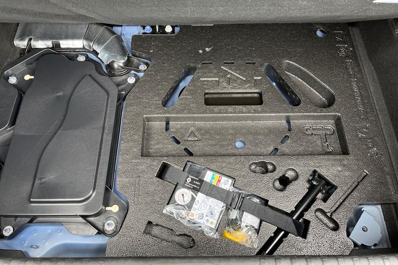 Used Renault Clio 2023 for sale - 78144860: Photo 40