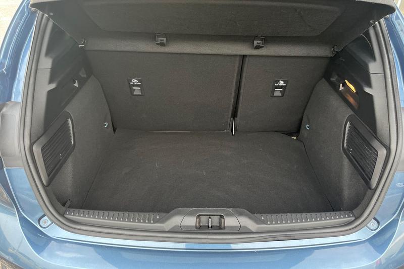 Used Ford Focus 2019 for sale - 76653448: Photo 21