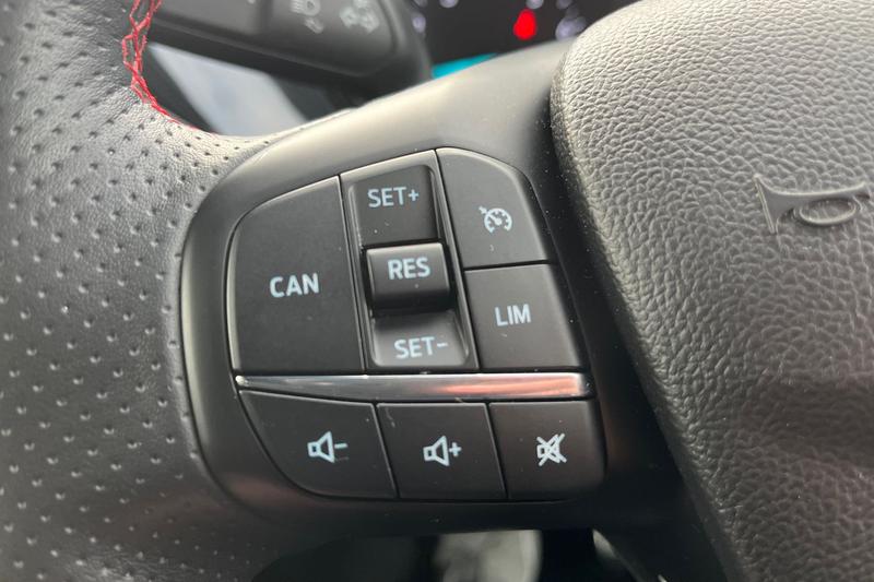 Used Ford Focus 2019 for sale - 76653448: Photo 29