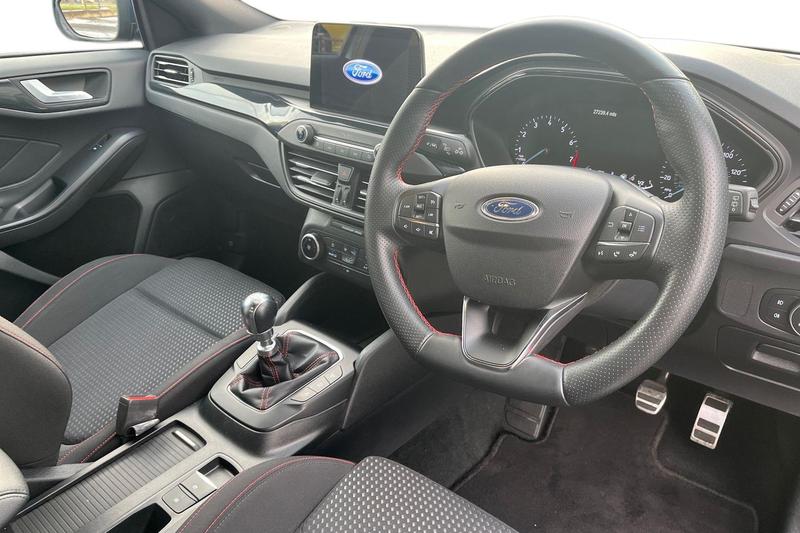 Used Ford Focus 2019 for sale - 76653448: Photo 9