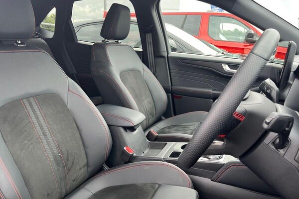 Used Ford Kuga 2025 for sale - 75529693: Photo 17