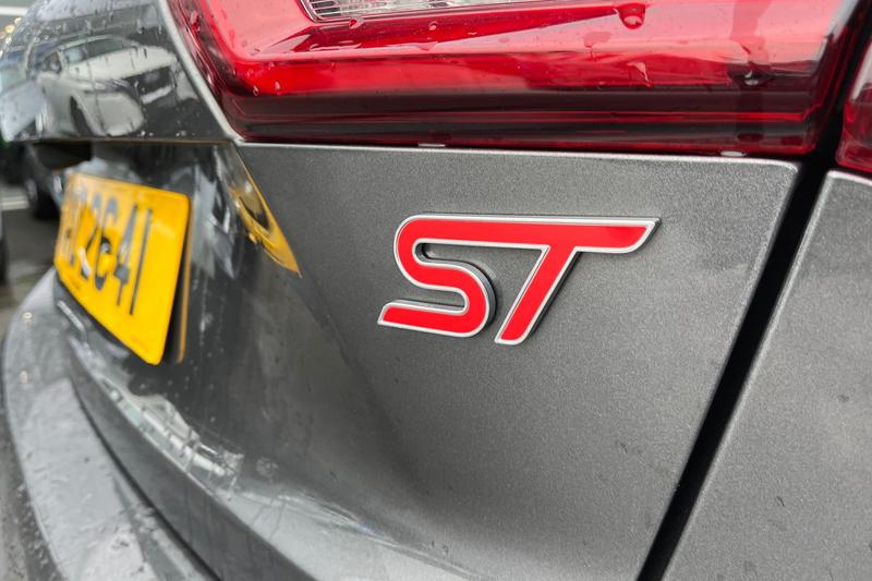 Used Ford Focus 2023 for sale - 77435073: Photo 23