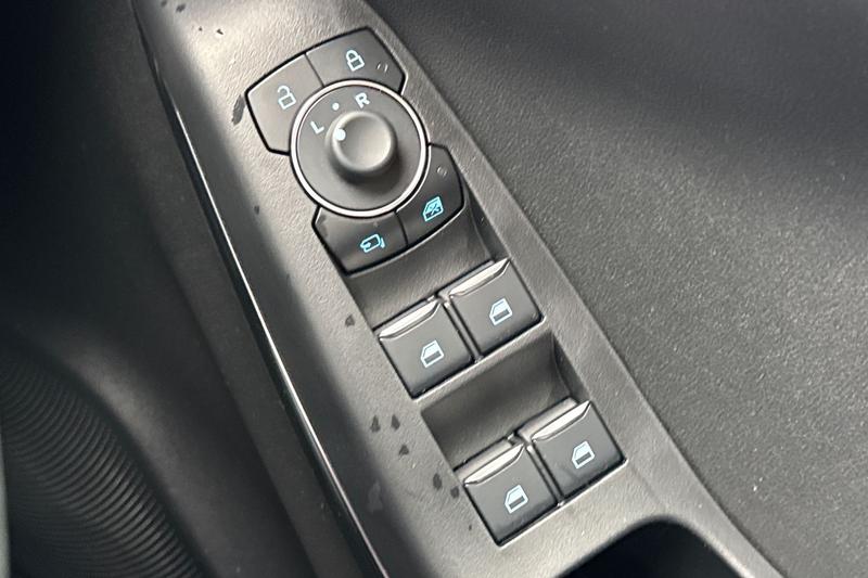 Used Ford Puma 2024 for sale - 76862420: Photo 16