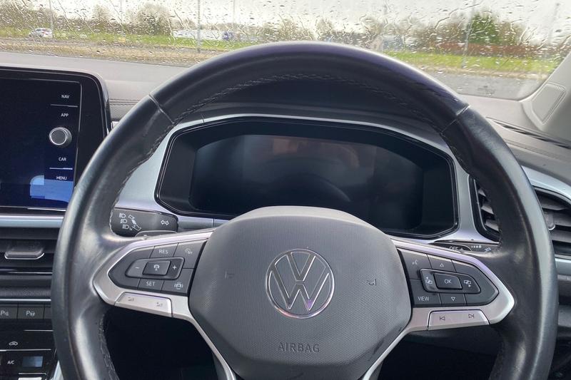 Used Volkswagen T-Roc 2023 for sale - 77840812: Photo 12