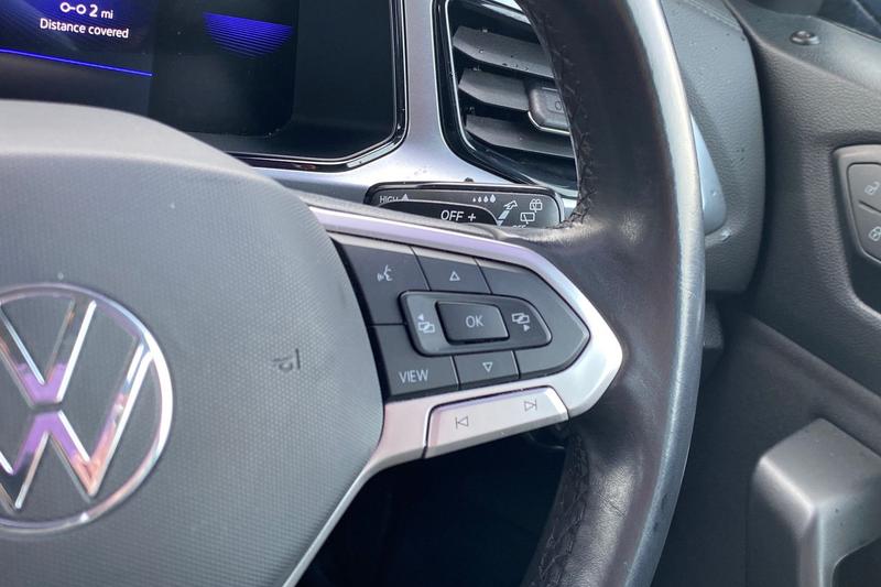 Used Volkswagen T-Roc 2023 for sale - 77840812: Photo 28