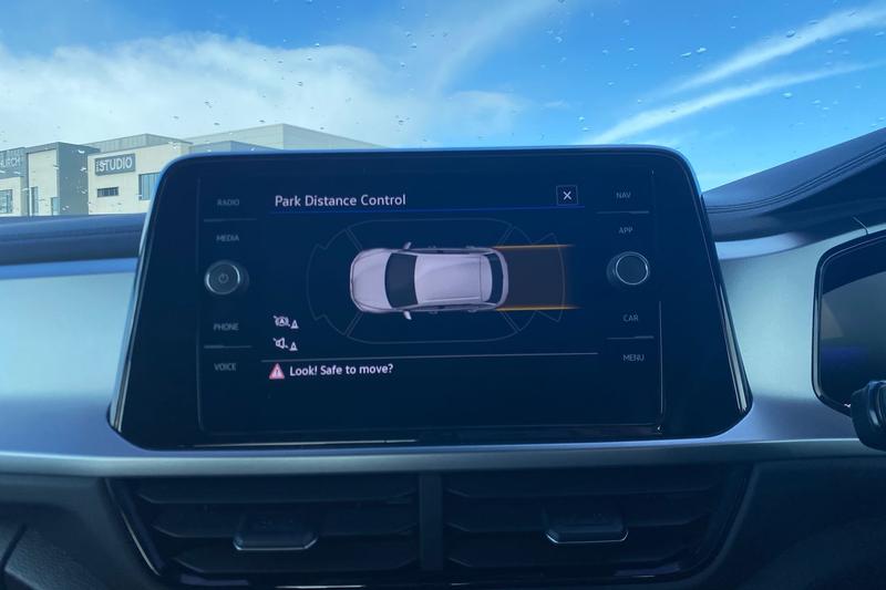 Used Volkswagen T-Roc 2023 for sale - 77840812: Photo 34