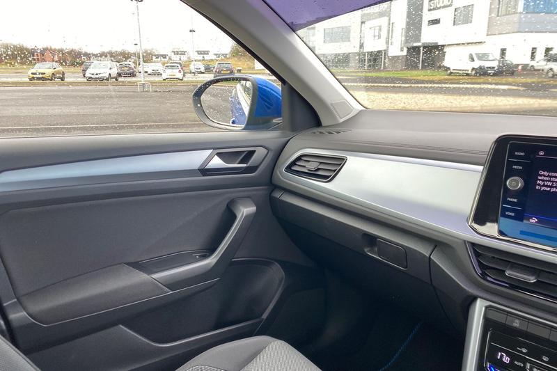 Used Volkswagen T-Roc 2023 for sale - 77840812: Photo 37