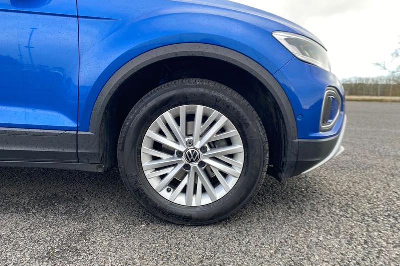 Used Volkswagen T-Roc 2023 for sale - 77840812: Photo 8