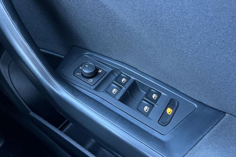 Used Volkswagen T-Roc 2022 for sale - 77225821: Photo 16