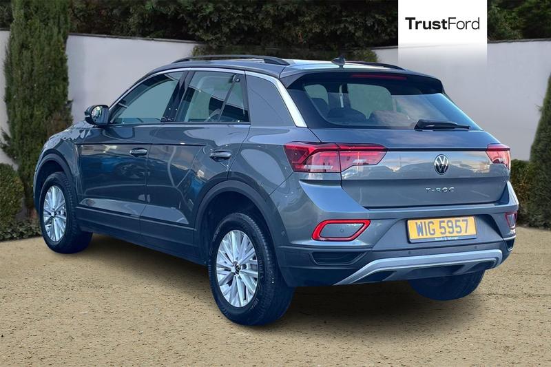 Used Volkswagen T-Roc 2022 for sale - 77225821: Photo 2