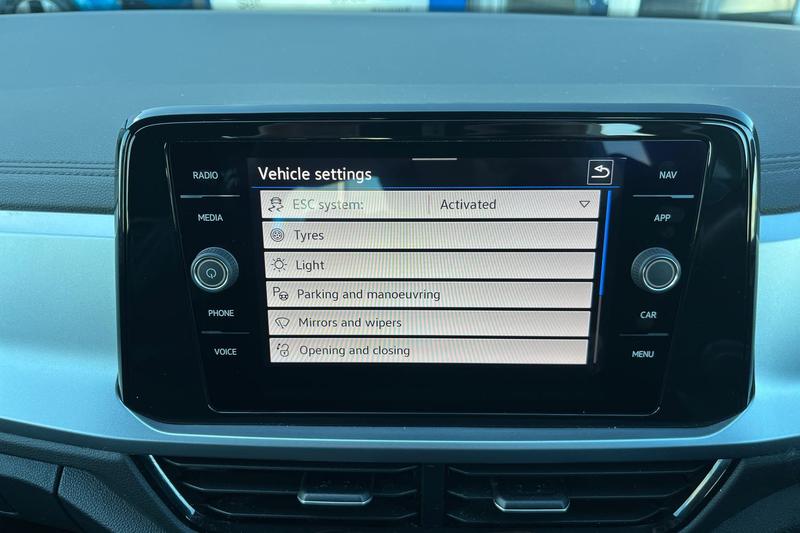 Used Volkswagen T-Roc 2022 for sale - 77225821: Photo 25