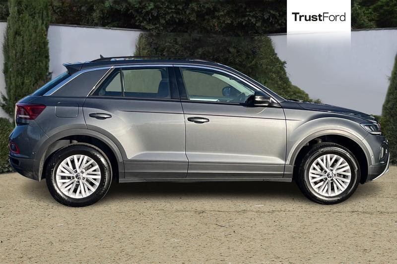 Used Volkswagen T-Roc 2022 for sale - 77225821: Photo 3