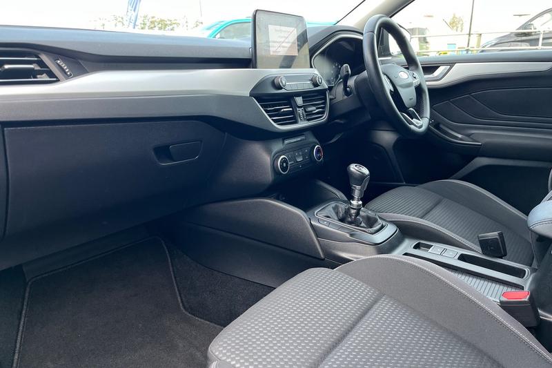 Used Ford Focus 2021 for sale - 76882580: Photo 18