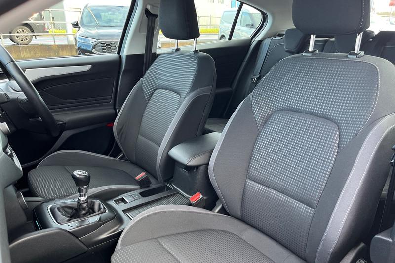 Used Ford Focus 2021 for sale - 76882580: Photo 19